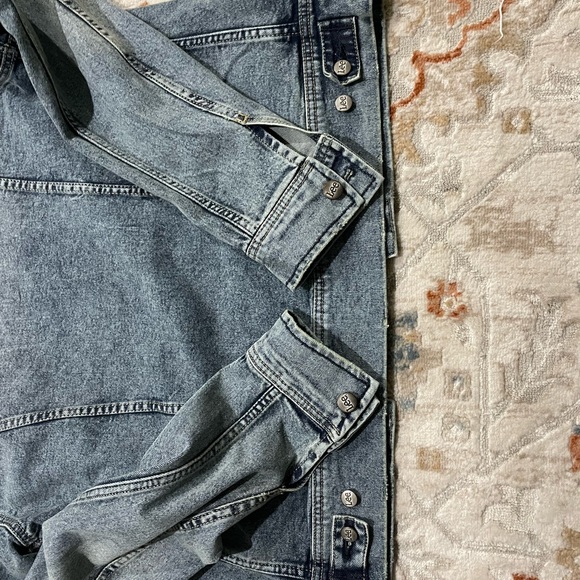 Brand new Lee jean Jacket - Picture 5 of 6